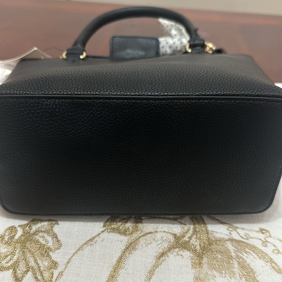 Nanette Lepore Vegan Leather Black crossbody Bag - Picture 8 of 13